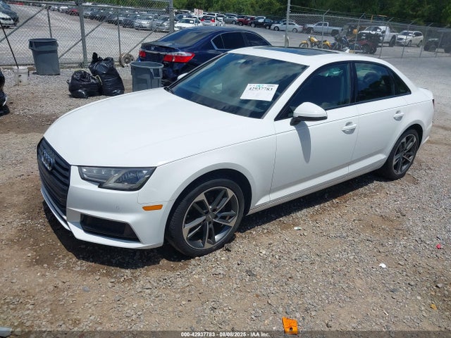 2019 AUDI A4 WAUGMAF42KN021518 Photo 1