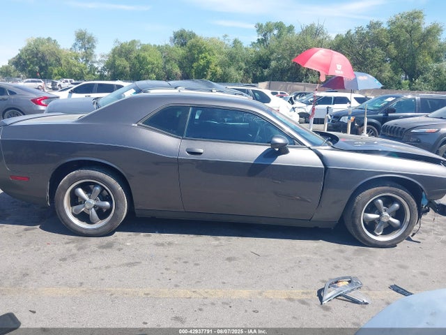 2C3CDYBT5EH285647 Dodge 2014