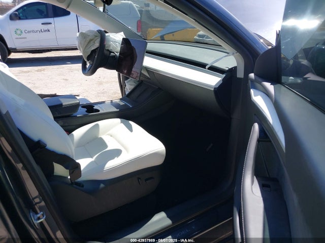 2023 TESLA MODEL Y 7SAYGAEE7PF856614 Photo 4