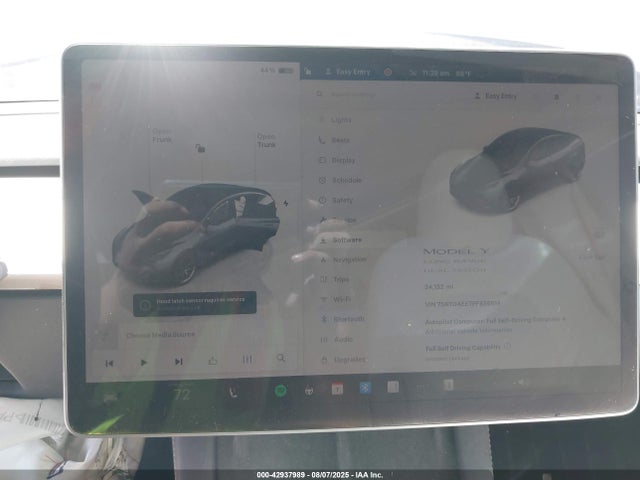 2023 TESLA MODEL Y 7SAYGAEE7PF856614 Photo 6