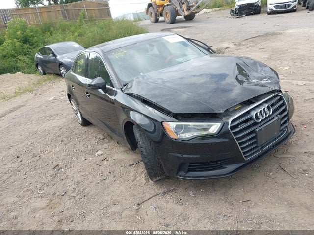 2015 AUDI A3 WAUBFGFF4F1118970 Photo 0
