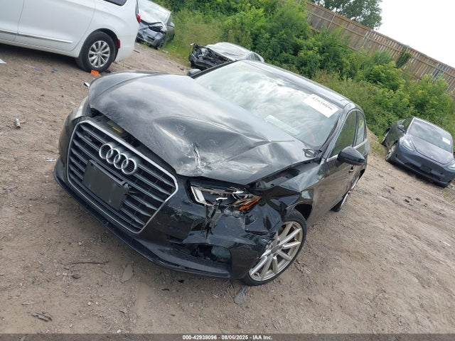 2015 AUDI A3 WAUBFGFF4F1118970 Photo 1