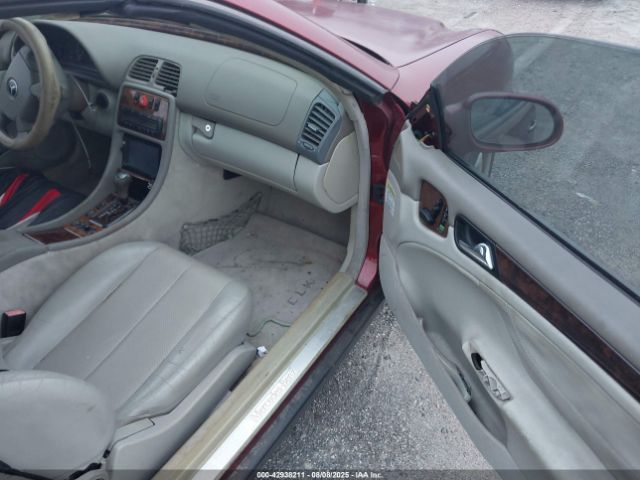 1999 MERCEDES-BENZ CLK 320 WDBLK65G9XT016463 Photo 4