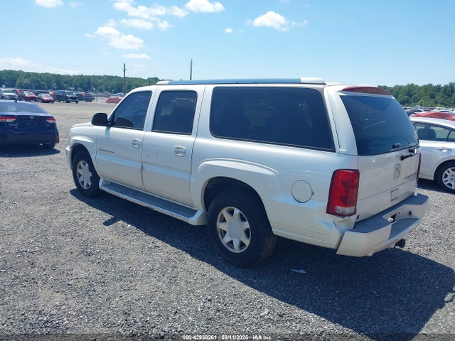 2005 CADILLAC ESCALADE ESV 3GYFK66NX5G144033 Photo 2