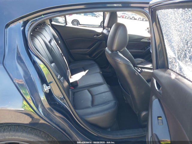 Mazda py 2018 3MZBN1L38JM184542 Image 8