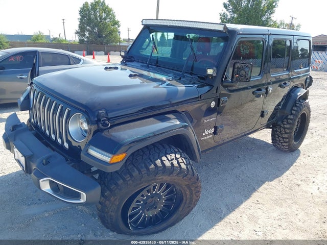 1C4HJXEN7JW227231 Jeep Wrangler