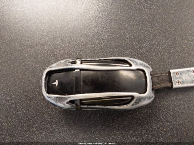 2017 TESLA MODEL X 5YJXCBE2XHF068931 Photo 10