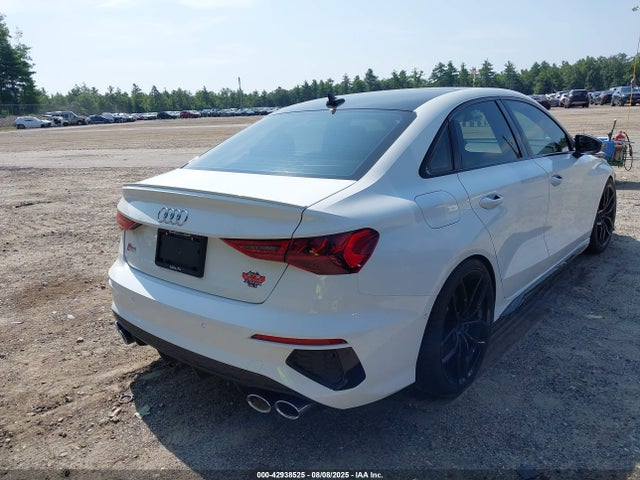 2022 AUDI S3 WAUJ3CGY3NA002462 Photo 3
