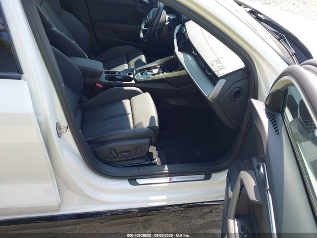 2022 AUDI S3 WAUJ3CGY3NA002462 Photo 4
