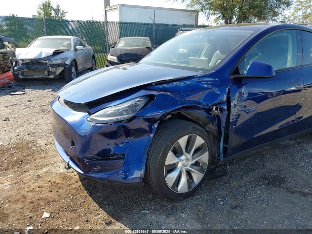 2023 TESLA MODEL Y 7SAYGDEE0PF783328 Photo 5