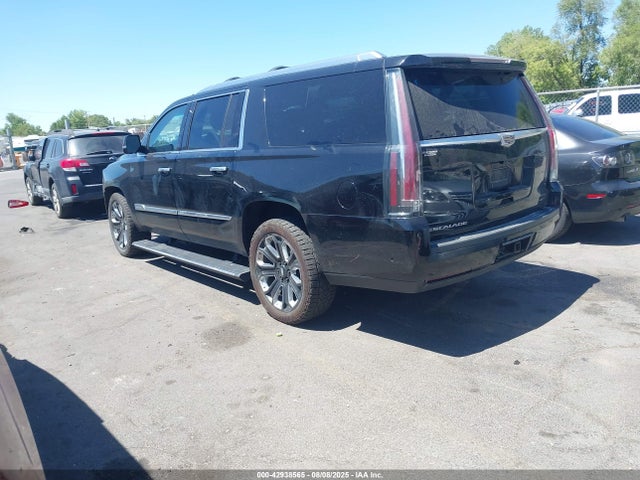 2019 CADILLAC ESCALADE ESV 1GYS4JKJ1KR244161 Photo 2