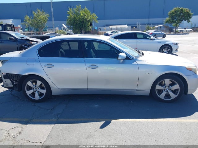 Продаж на аукціоні авто 2006 Bmw 530xi, vin: WBANF73556CG67142, номер лоту: 42938573
