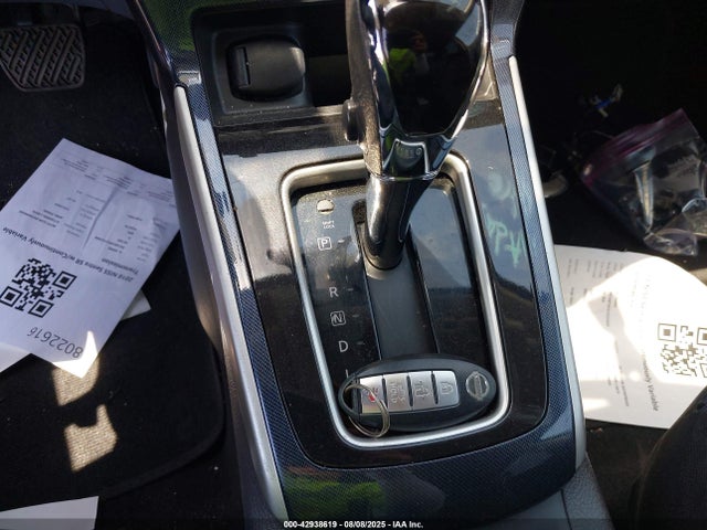 Nissan Sentra 2018 3N1AB7AP2JY322068 Image 11