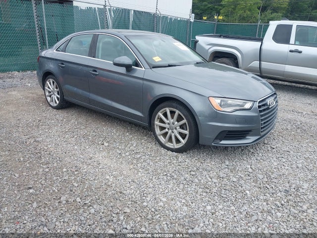 2015 AUDI A3 WAUEFGFF9F1014231 Photo 0