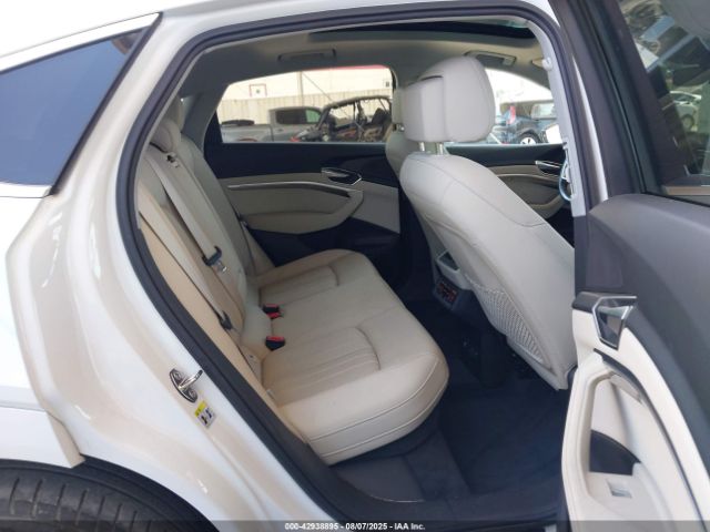 2021 AUDI E-TRON SPORTBACK WA12ABGEXMB012910 Photo 7