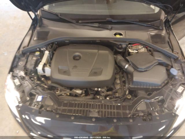 2017 VOLVO V60 YV140MEK9H1367711 Photo 9