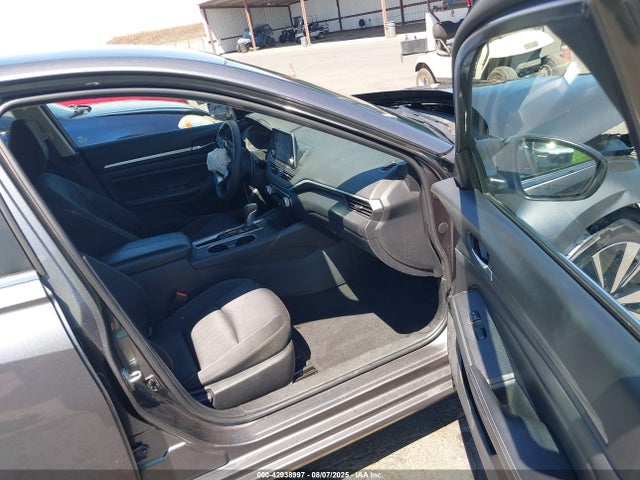 Nissan 2022 2022 1N4BL4DV0NN370376 Image 5