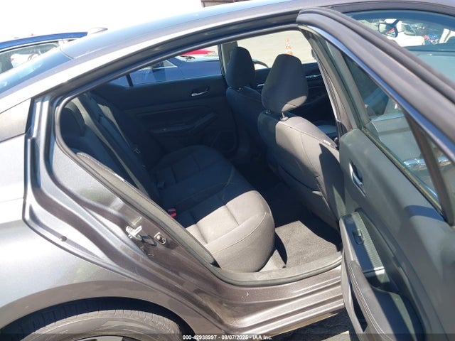 Nissan 2022 2022 1N4BL4DV0NN370376 Image 8