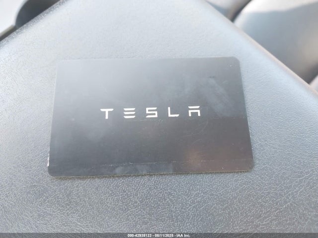2021 TESLA MODEL Y 5YJYGDEE9MF152621 Photo 10