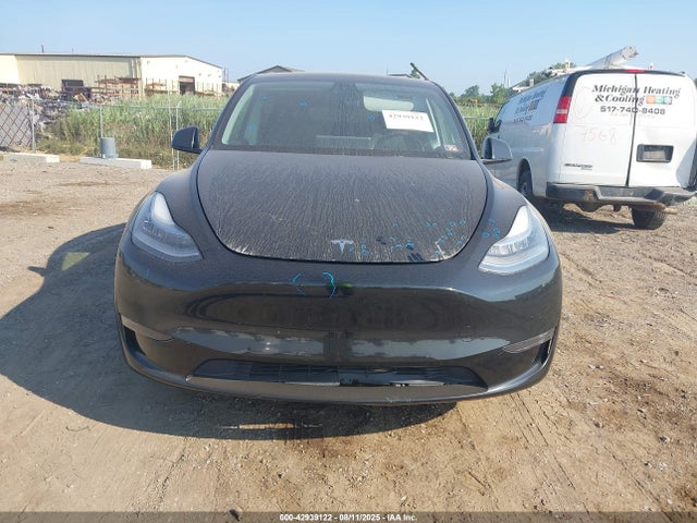 2021 TESLA MODEL Y 5YJYGDEE9MF152621 Photo 5