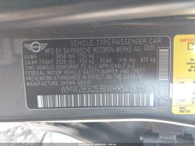 2011 MINI COOPER COUNTRYMAN WMWZB3C53BWH95412 Photo 8