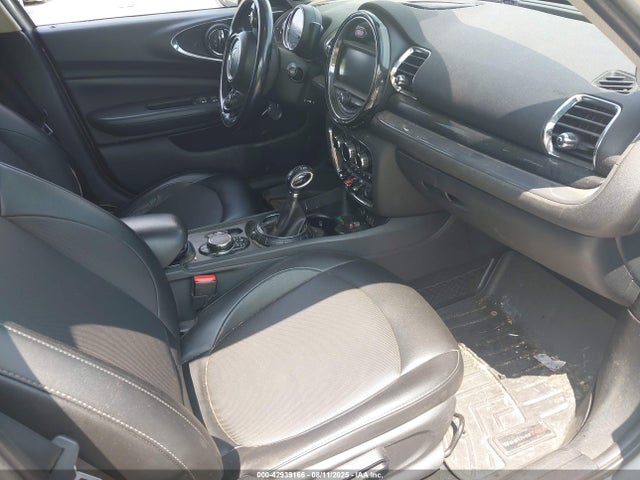 2016 MINI CLUBMAN WMWLN5C55G2B28042 Photo 4