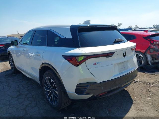2024 ACURA ZDX 4W5KHMRK6RZ510006 Photo 2