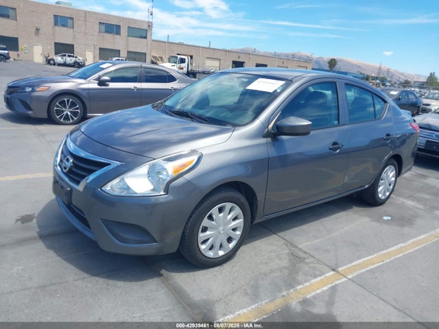 3N1CN7AP0GL835728 Nissan 2016