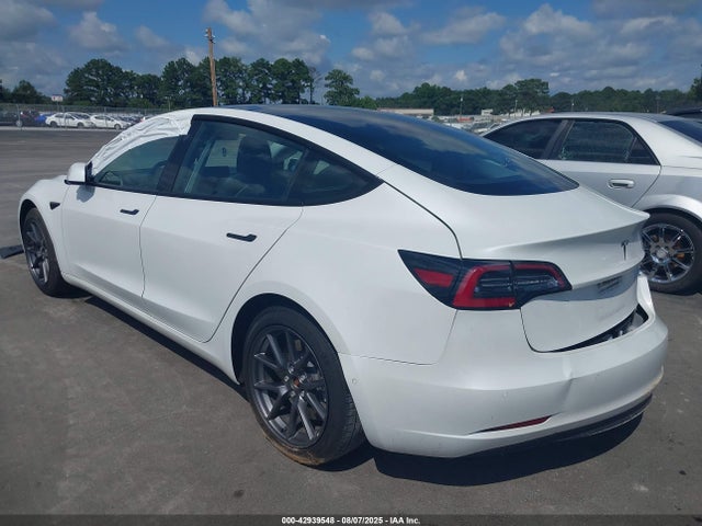 2021 TESLA MODEL 3 5YJ3E1EA4MF030910 Photo 2