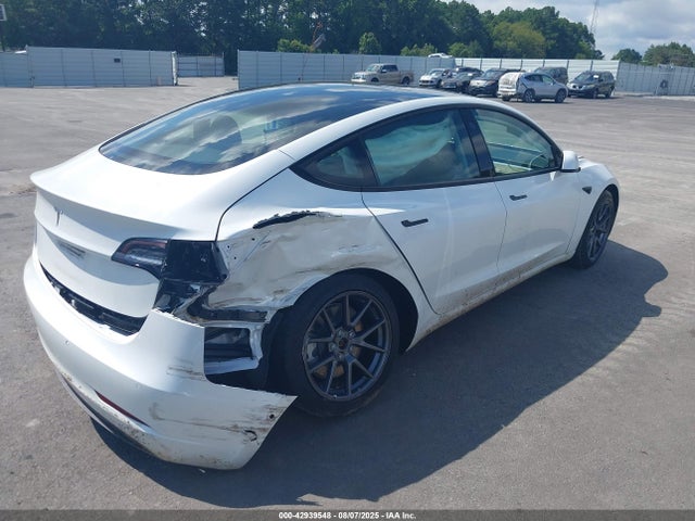 2021 TESLA MODEL 3 5YJ3E1EA4MF030910 Photo 3