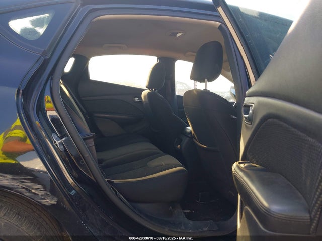 Dodge 2016 2016 1C3CDFAA5GD644502 Image 8