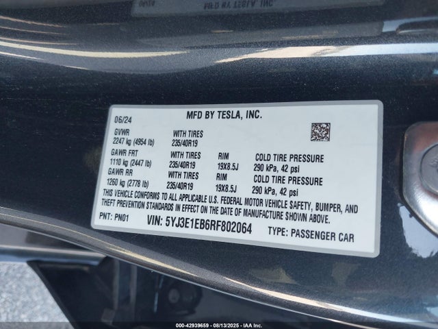 2024 TESLA MODEL 3 5YJ3E1EB6RF802064 Photo 8
