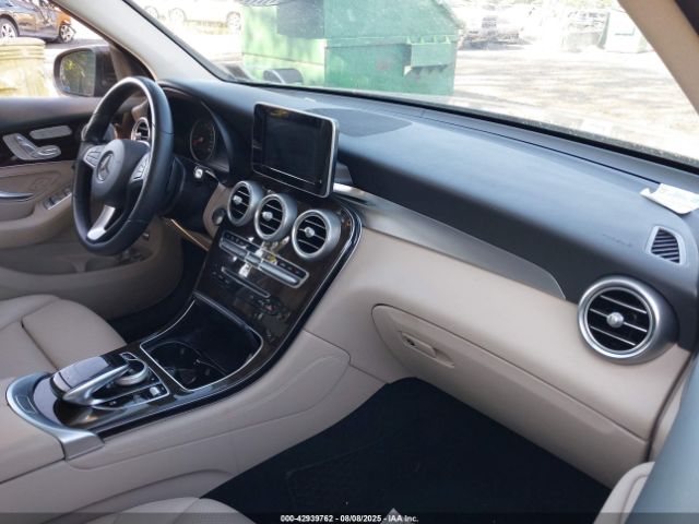 2016 MERCEDES-BENZ GLC 300 WDC0G4KB9GF073161 Photo 4