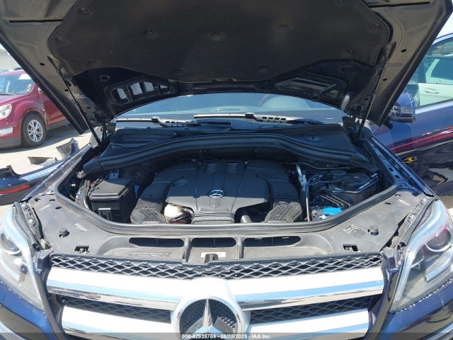 4JGDF6EE6GA683359 Mercedes-Benz m276