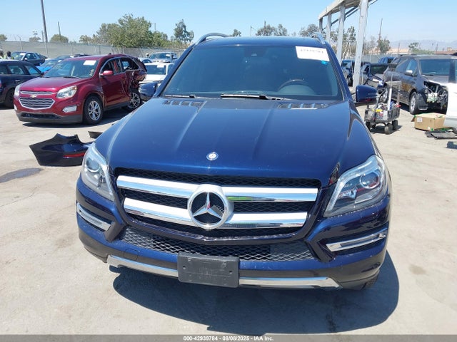 4JGDF6EE6GA683359 Mercedes-Benz m276