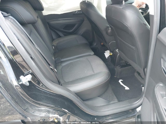 Chevrolet le2 2022 KL7CJPSM4NB541306 Image 8