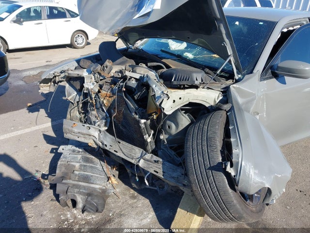 Chrysler 2019 2019 2C3CCABGXKH515286 Image 6