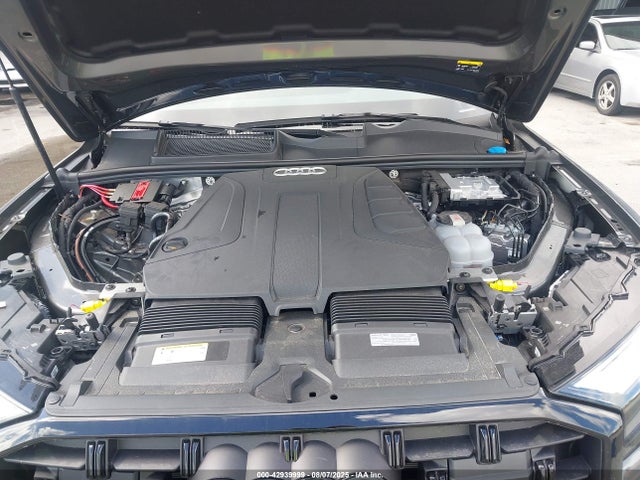 2025 AUDI Q7 WA1LCBF72SD000687 Photo 9