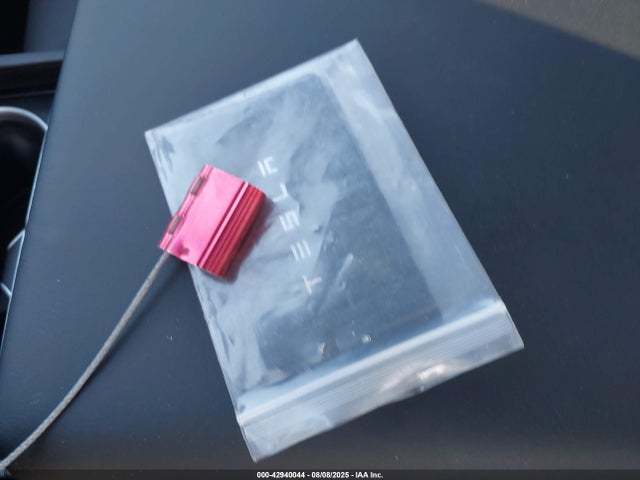 2026 TESLA MODEL Y 7SAYGDEEXTA388497 Photo 10