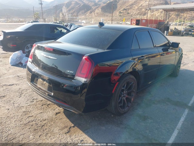 2C3CCAAG3KH580983 Chrysler 2019
