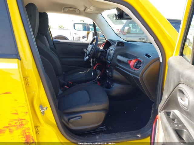 ZACCJBCT5GPE21454 Jeep Renegade