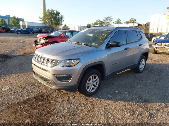 Jeep Compass 2017 3C4NJDAB4HT667047 Image 2