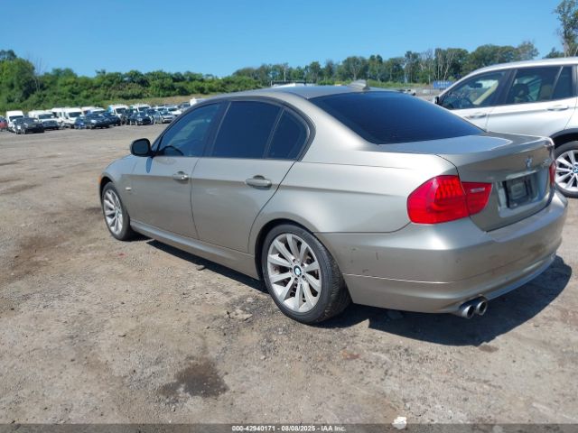 2011 BMW 328I WBAPK5G59BNN25553 Photo 2