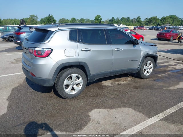 3C4NJDBB7JT112436 Jeep 2018