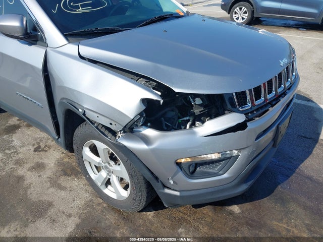 3C4NJDBB7JT112436 Jeep 2018