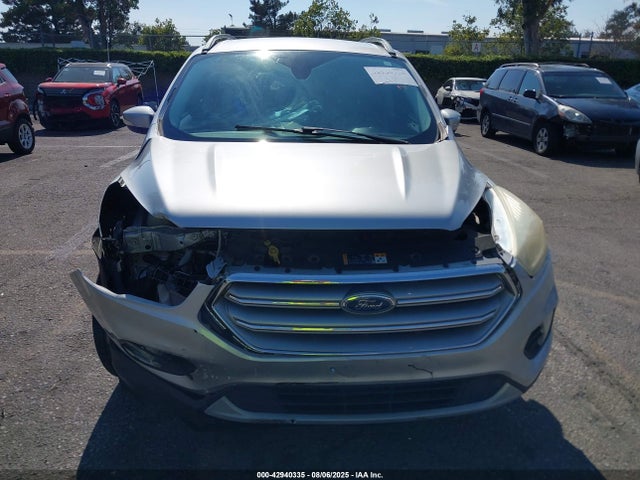 1FMCU0J92HUF11109 Ford 2017