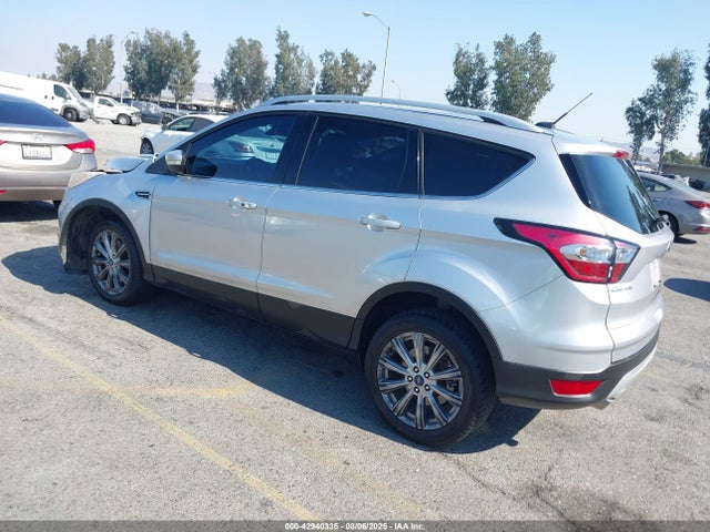 1FMCU0J92HUF11109 Ford 2017