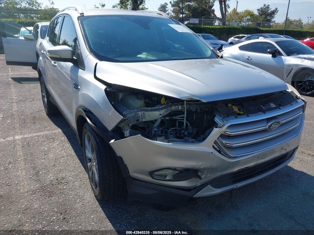 1FMCU0J92HUF11109 Ford 2017