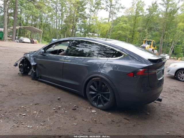 2019 TESLA MODEL X 5YJXCAE22KF189485 Photo 2