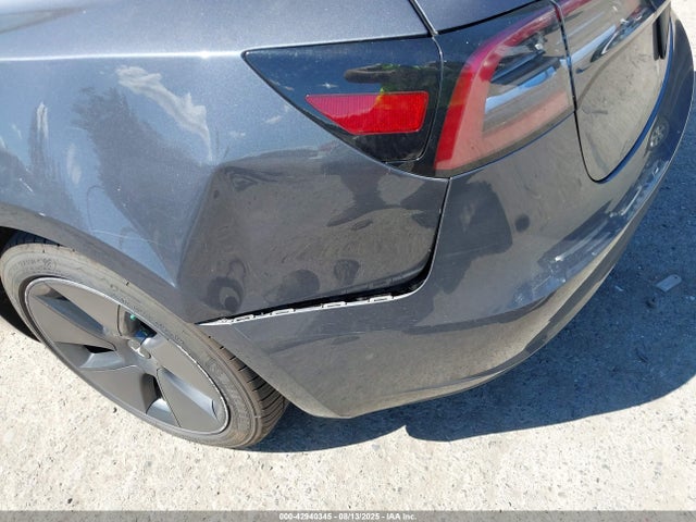 2023 TESLA MODEL 3 5YJ3E1EA5PF644207 Photo 5